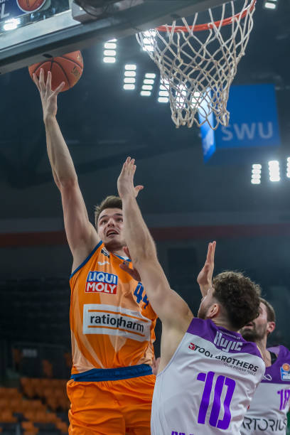 部始终难以 部始终难以