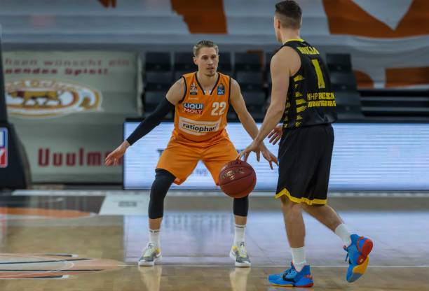 释出薪资空 释出薪资空