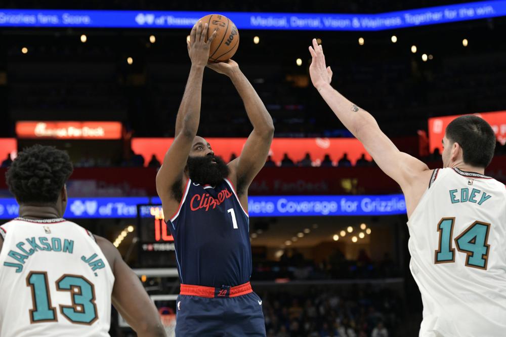 对手防线的 对手防线的