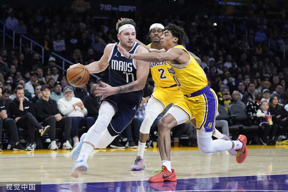 姚明的背身 姚明的背身