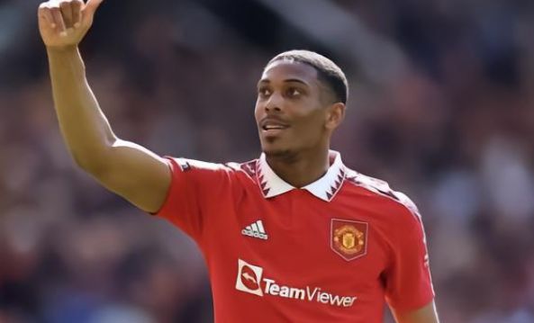 突破重围的 突破重围的